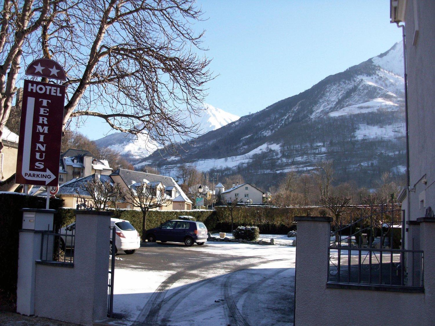 Hotel Terminus Luz-Saint-Sauveur Exteriör bild